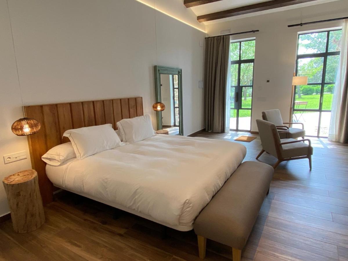 Hotel Mas Aret Peralada Exteriör bild