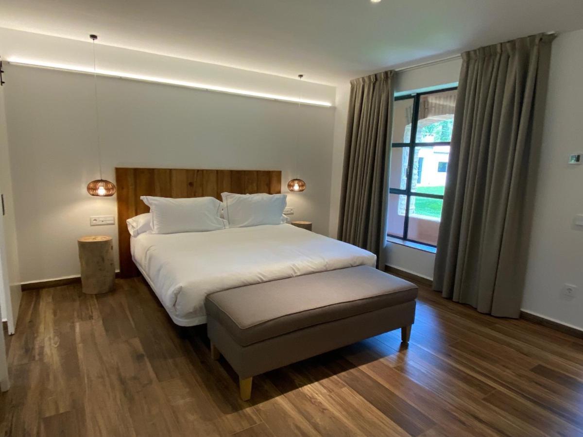 Hotel Mas Aret Peralada Exteriör bild